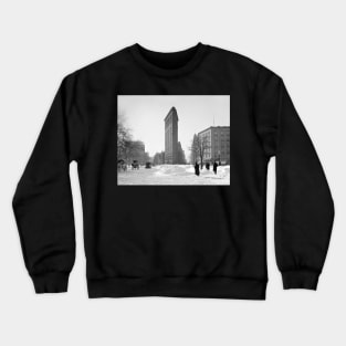 Flatiron Building Winter Scene, 1905. Vintage Photo Crewneck Sweatshirt